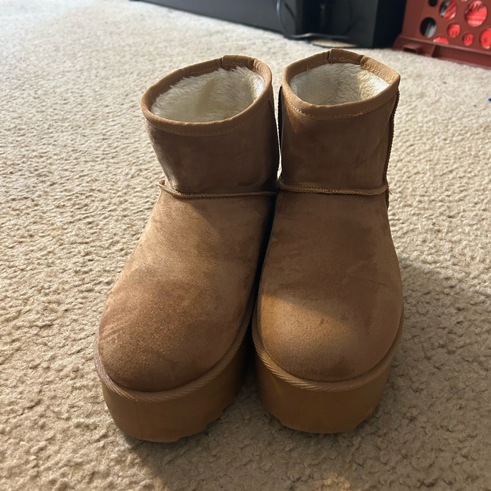 Streetwear Society Tan Winter Boots